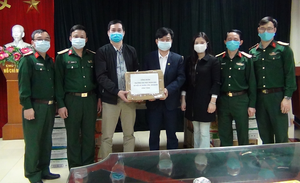 Chung vai gánh vác trách nhiệm, góp phần đẩy lùi đại dịch Covid 19